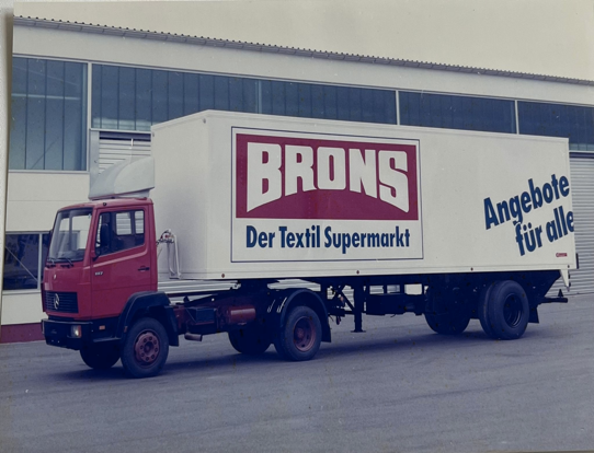 Brons: Der Textil Supermarkt